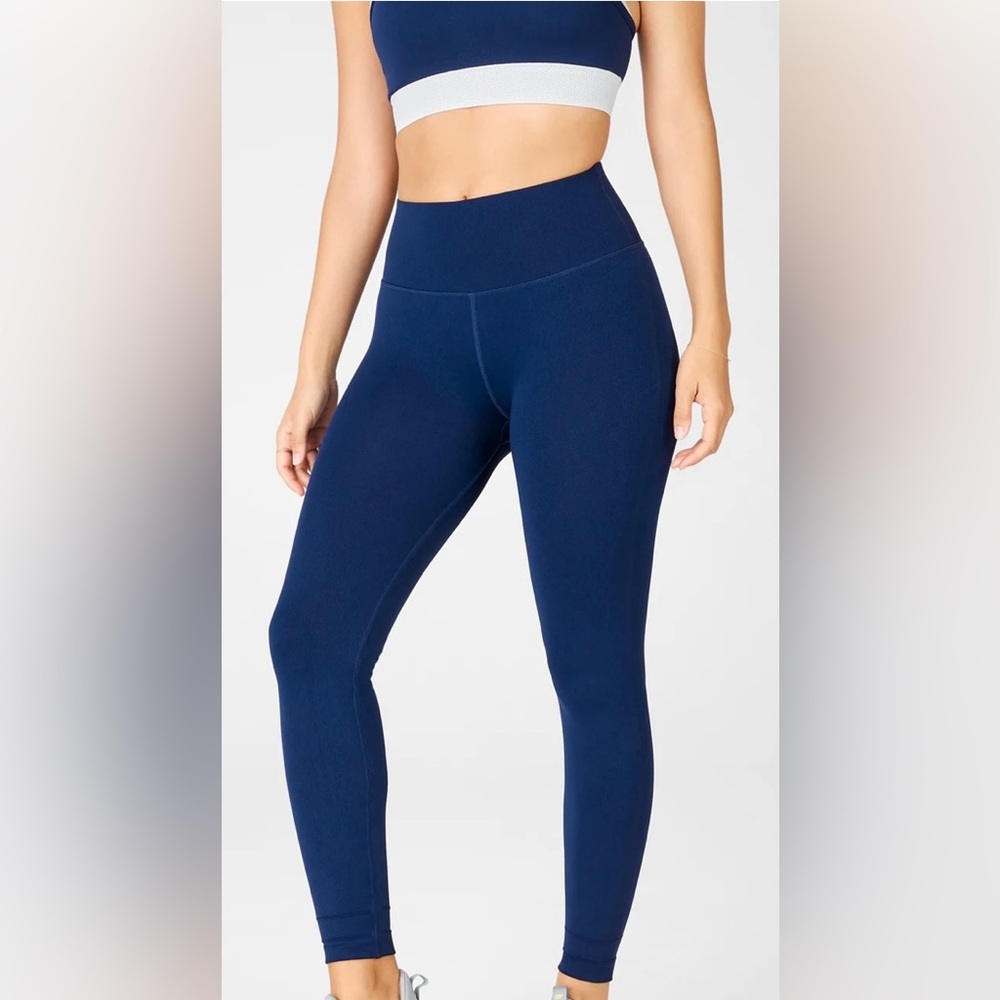 Fabletics SculpKnit High-Waisted Legging